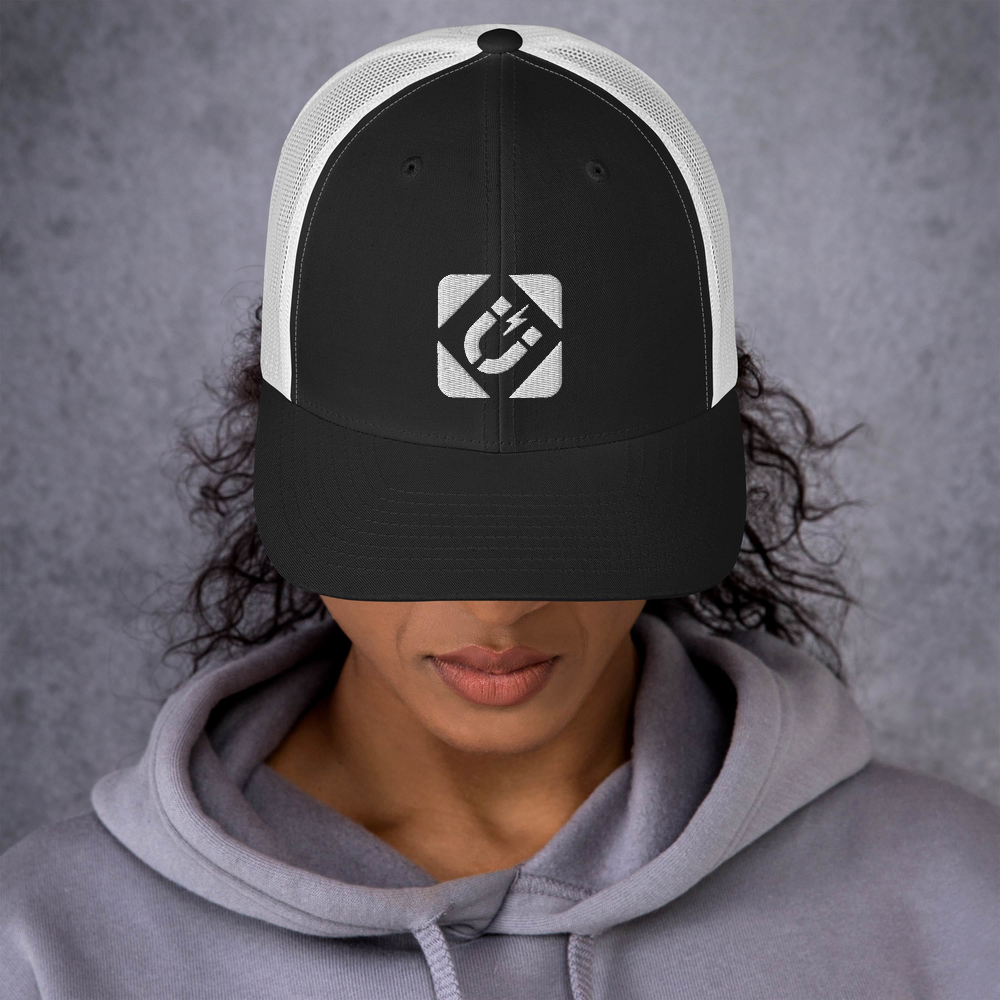 Retro Snapback Trucker Cap